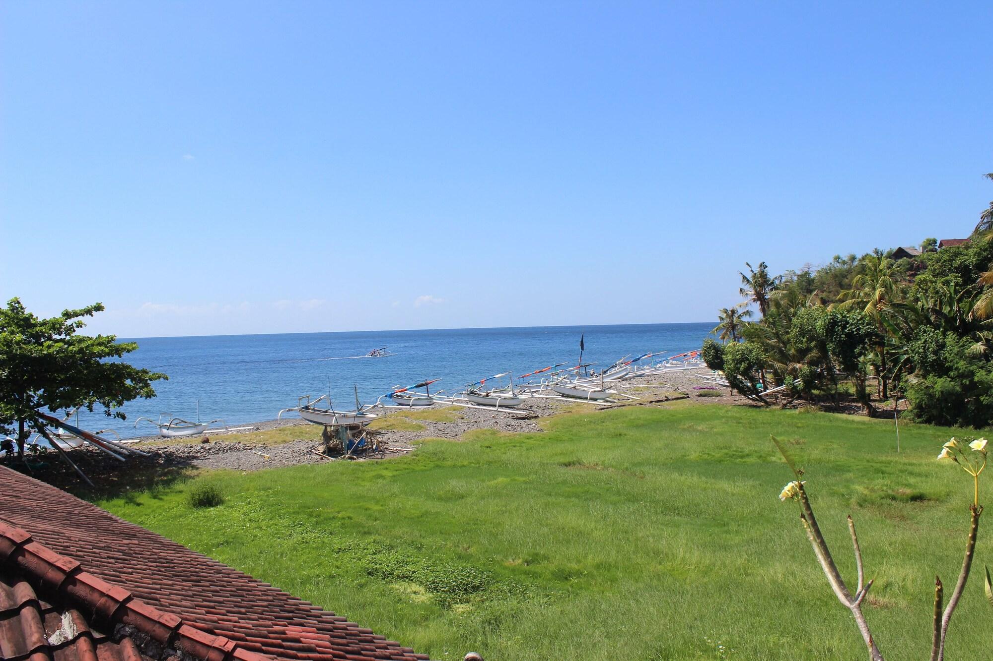 Arya Amed Beach Resort And Dive Center Exterior foto