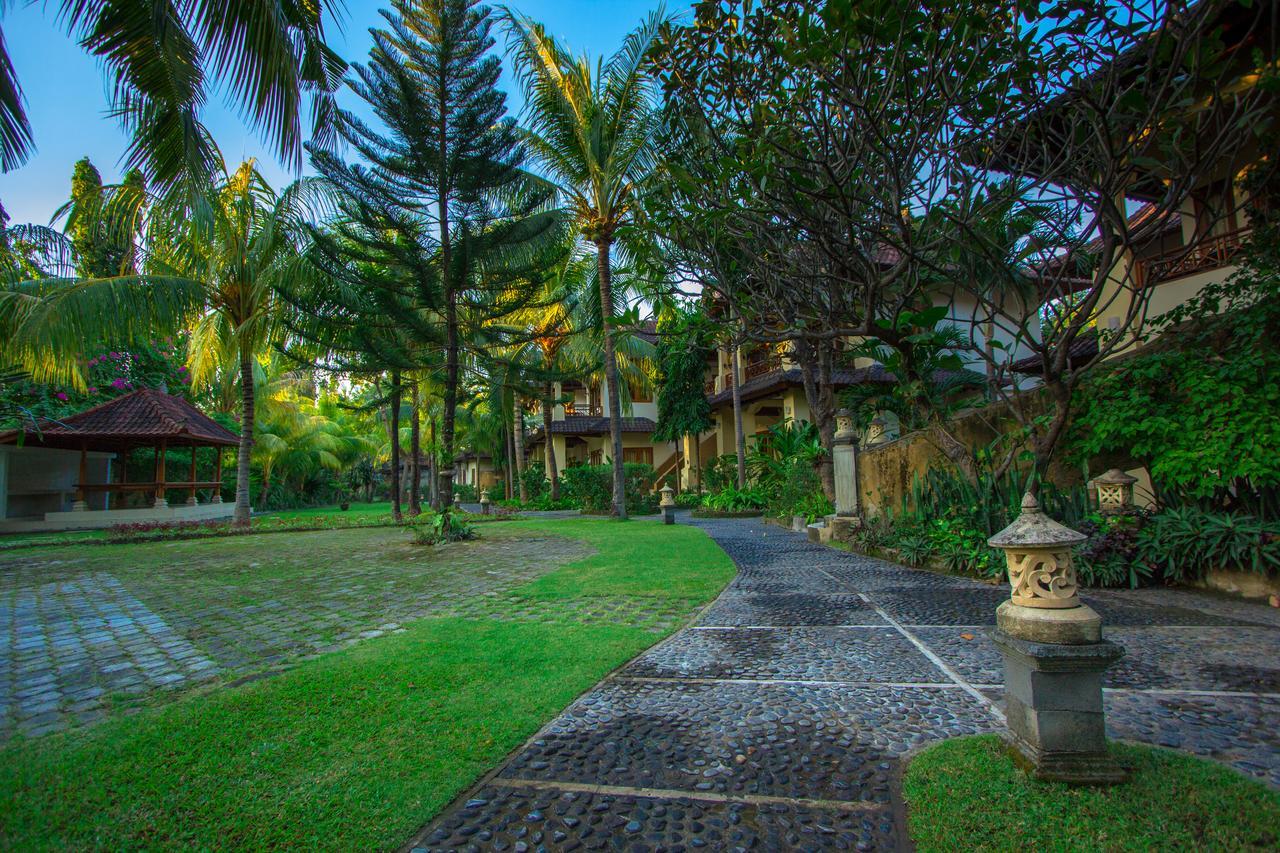 Arya Amed Beach Resort And Dive Center Exterior foto